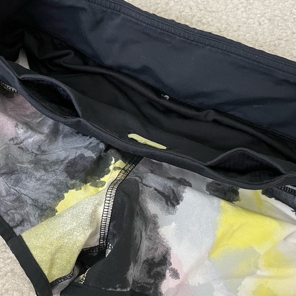 Lululemon Speed Shorts *2.5” Size 4 Citron Pink Tinted Canvas Lined - Picture 8 of 11